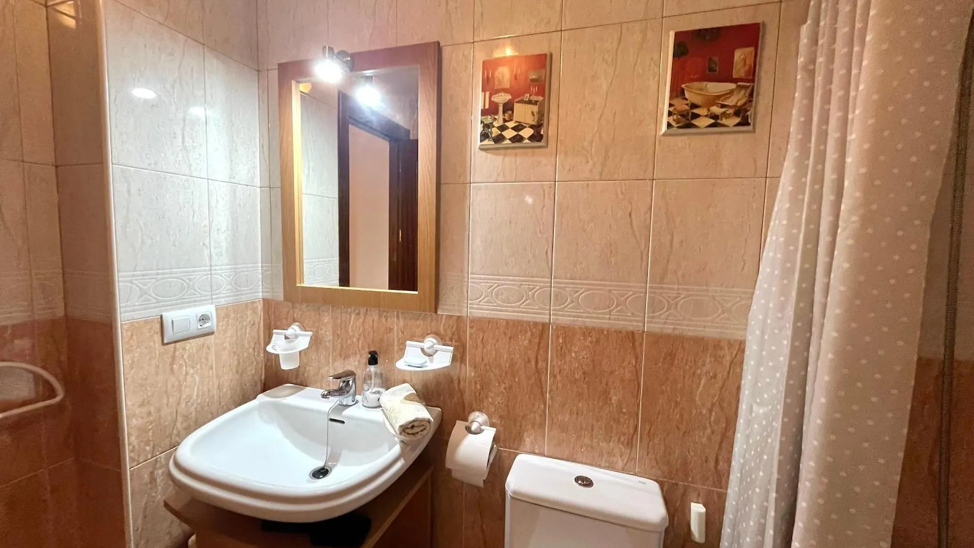 Almerimar Amplio Apartamento De 3 Habitaciones Con Piscina, Pista De Padel, Futbol Y Garaje Cubierto Para 2 Coches En Altas Entinas 0*,