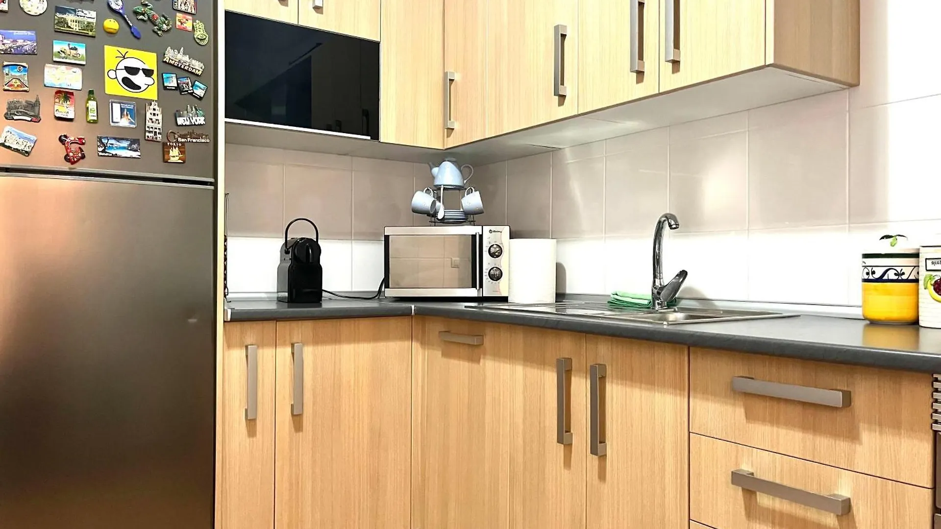 Almerimar Amplio Apartamento De 3 Habitaciones Con Piscina, Pista De Padel, Futbol Y Garaje Cubierto Para 2 Coches En Altas Entinas 0*,  Spain