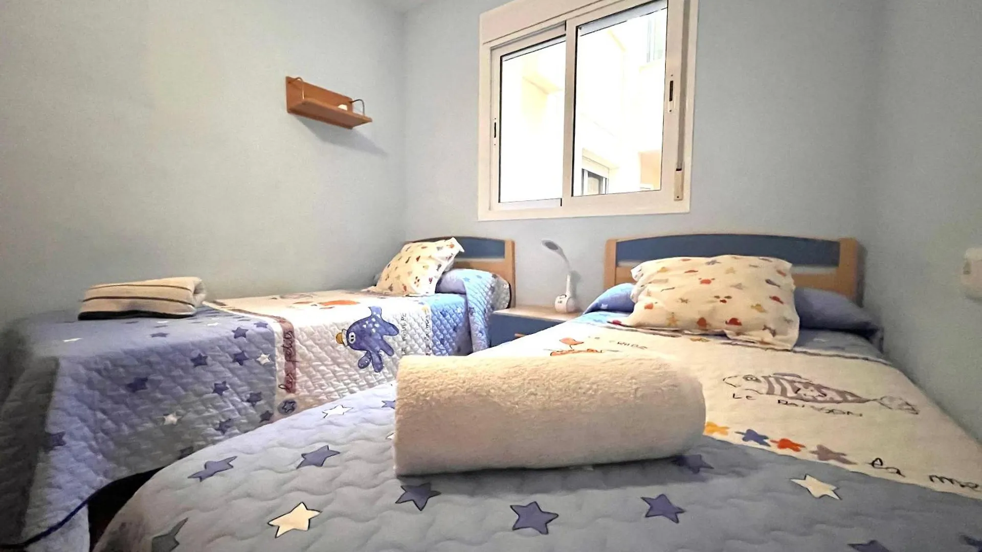 Almerimar Amplio Apartamento De 3 Habitaciones Con Piscina, Pista De Padel, Futbol Y Garaje Cubierto Para 2 Coches En Altas Entinas