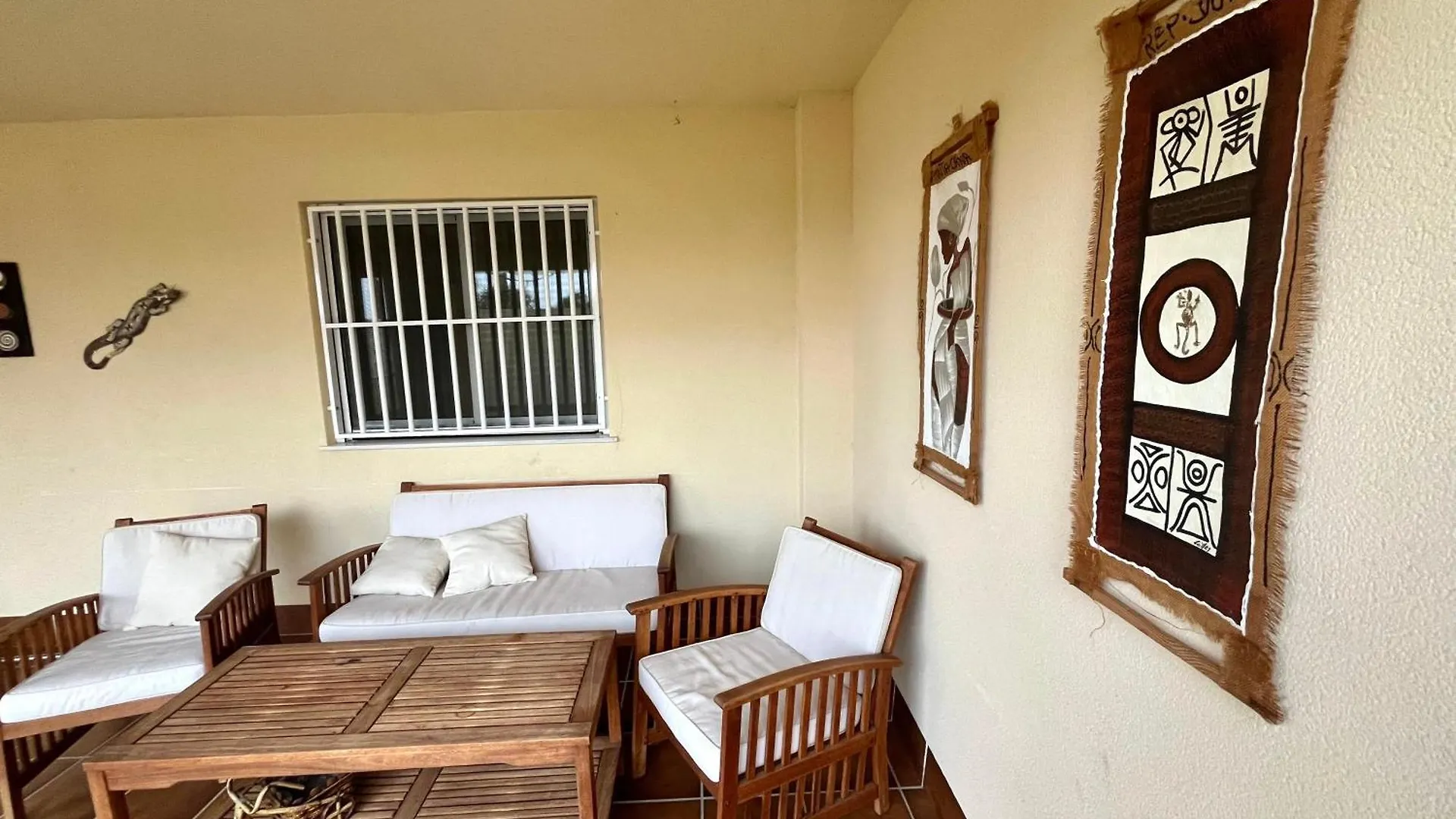 Almerimar Amplio Apartamento De 3 Habitaciones Con Piscina, Pista De Padel, Futbol Y Garaje Cubierto Para 2 Coches En Altas Entinas 0*,  Spain
