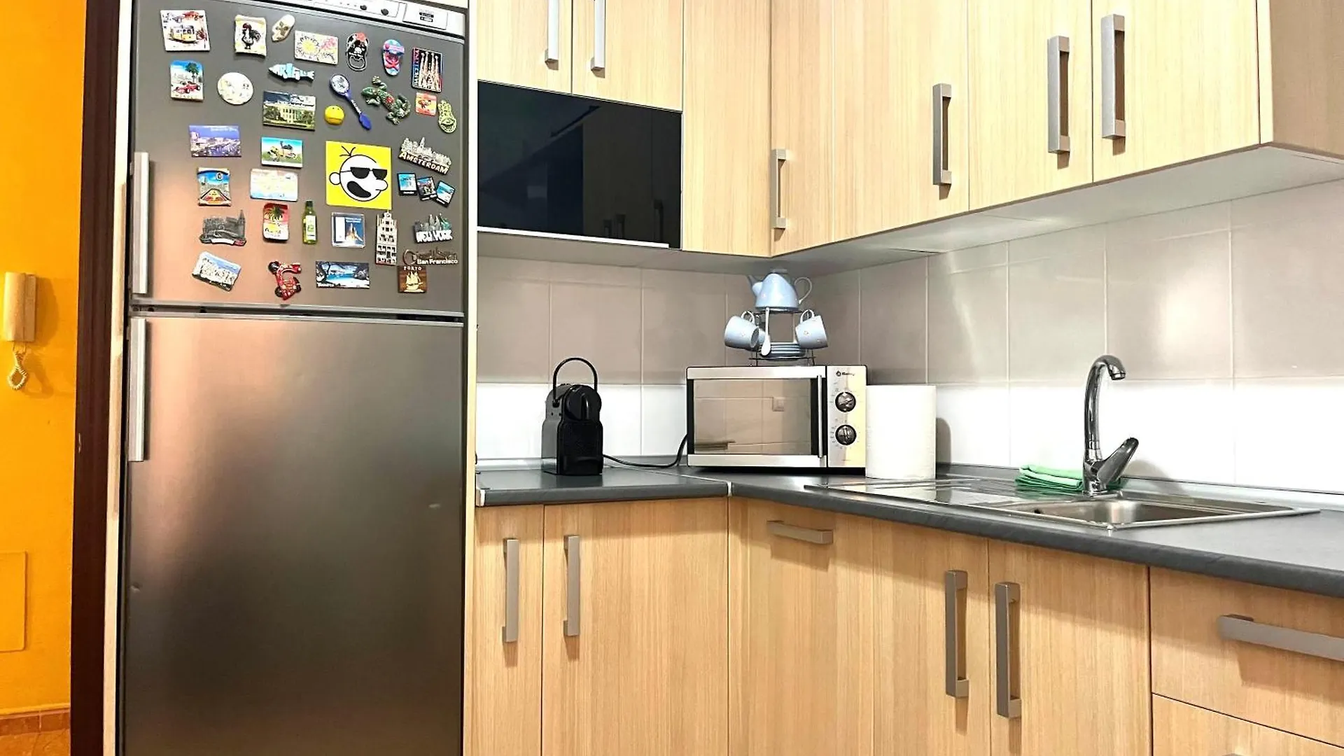 Almerimar Amplio Apartamento De 3 Habitaciones Con Piscina, Pista De Padel, Futbol Y Garaje Cubierto Para 2 Coches En Altas Entinas 0*,  Spain
